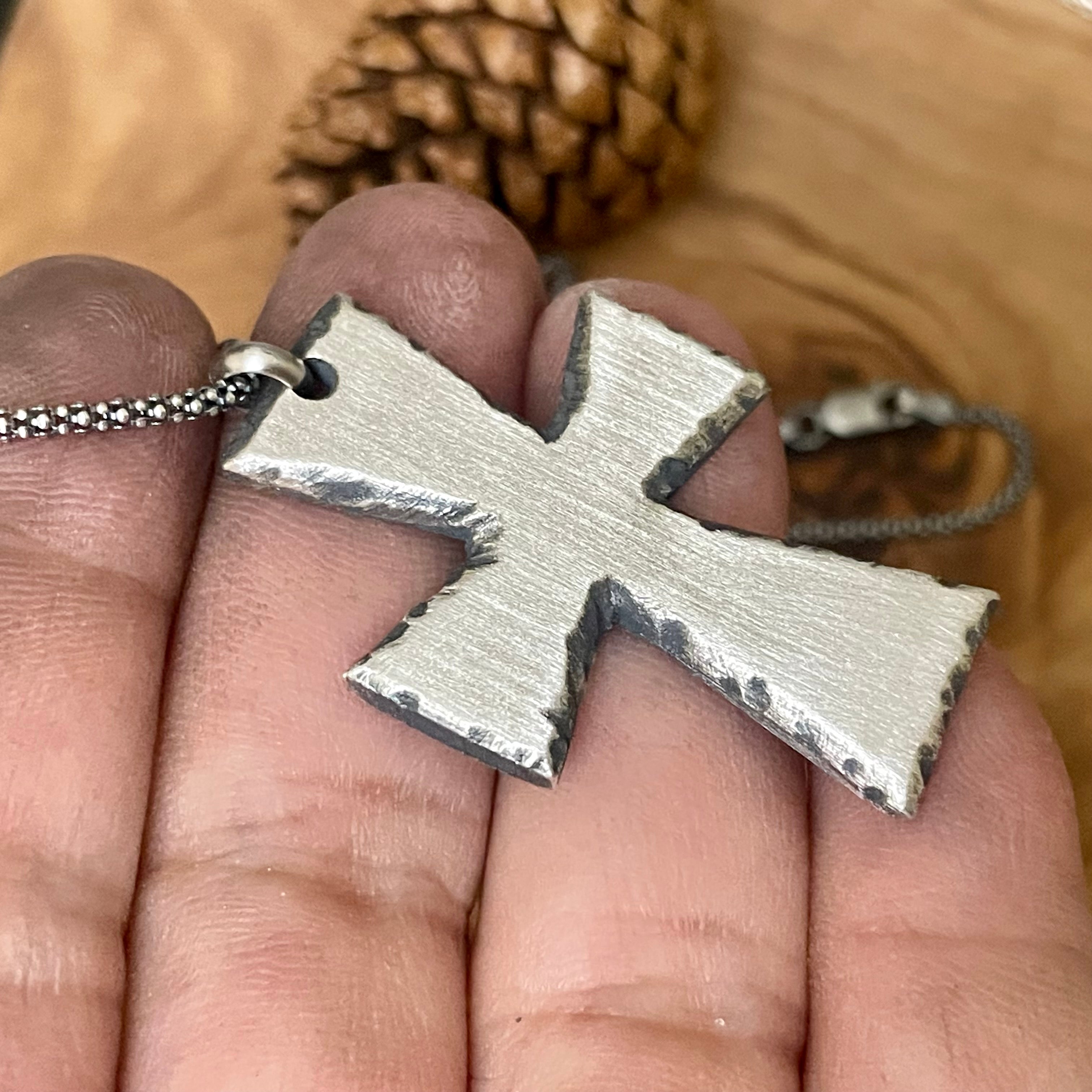 1.75 inch antique silver cross pendant necklace in matte finish