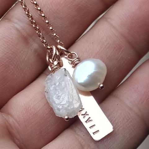 Personalized Bar Necklace with Rough Birthstones | Rose Gold Sterling Silver Gold - Ella Joli 
